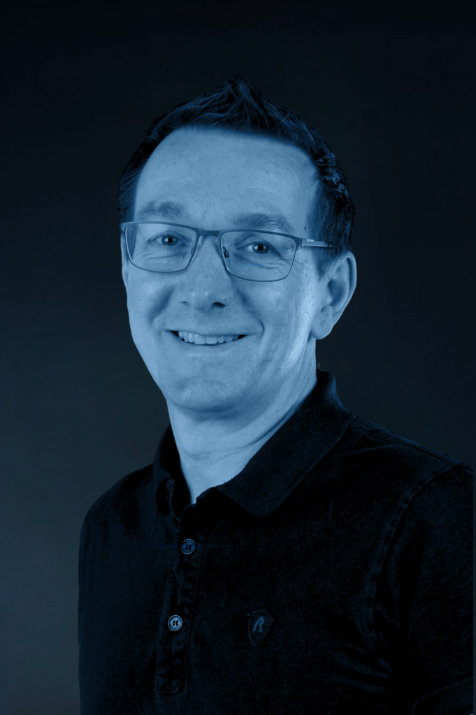 Jean Weber: erfahrener Techniker Wartungs- und Reparaturservice für Medizingeräte: Instandsetzungsarbeiten Ultraschallgeräte Sonden d