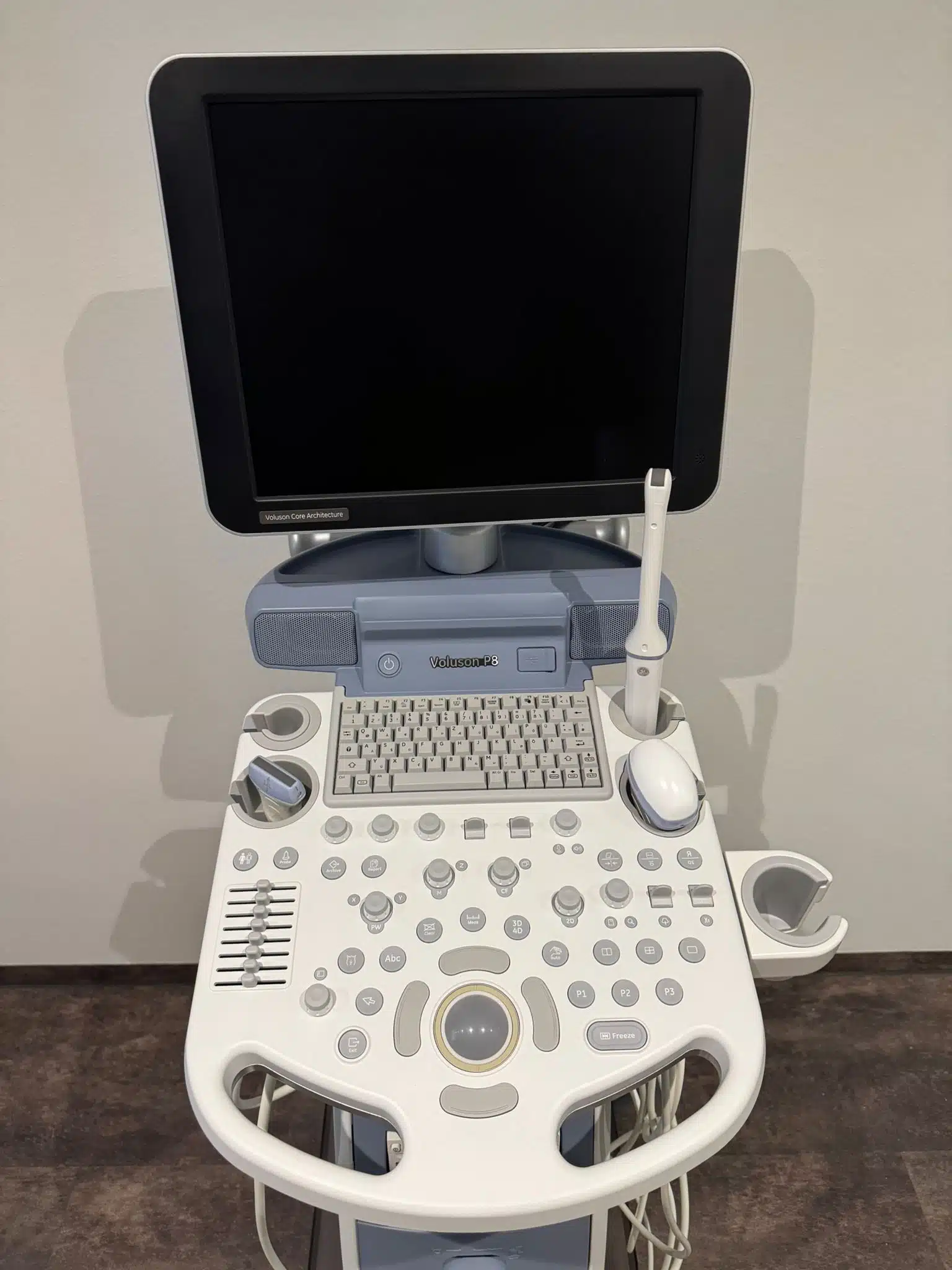 Ge healtcare Voluson P8 gebrauchtes generalüberholtes Ultraschallgerät Frauenheilkunde Gynäkologie Prenataldiagnostik
