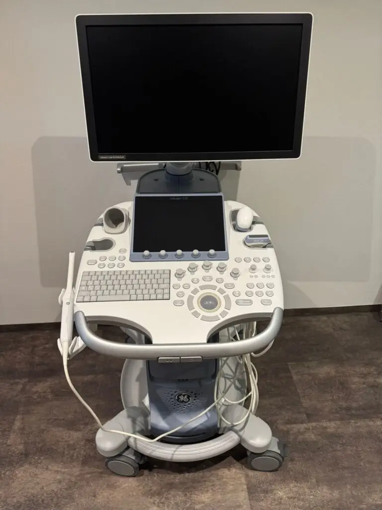 GE Healthcare Voluson S10 gebrauchtes generalüberholtes Ultraschallgerät Frauenheilkunde Gynäkologie Prenataldiagnostik